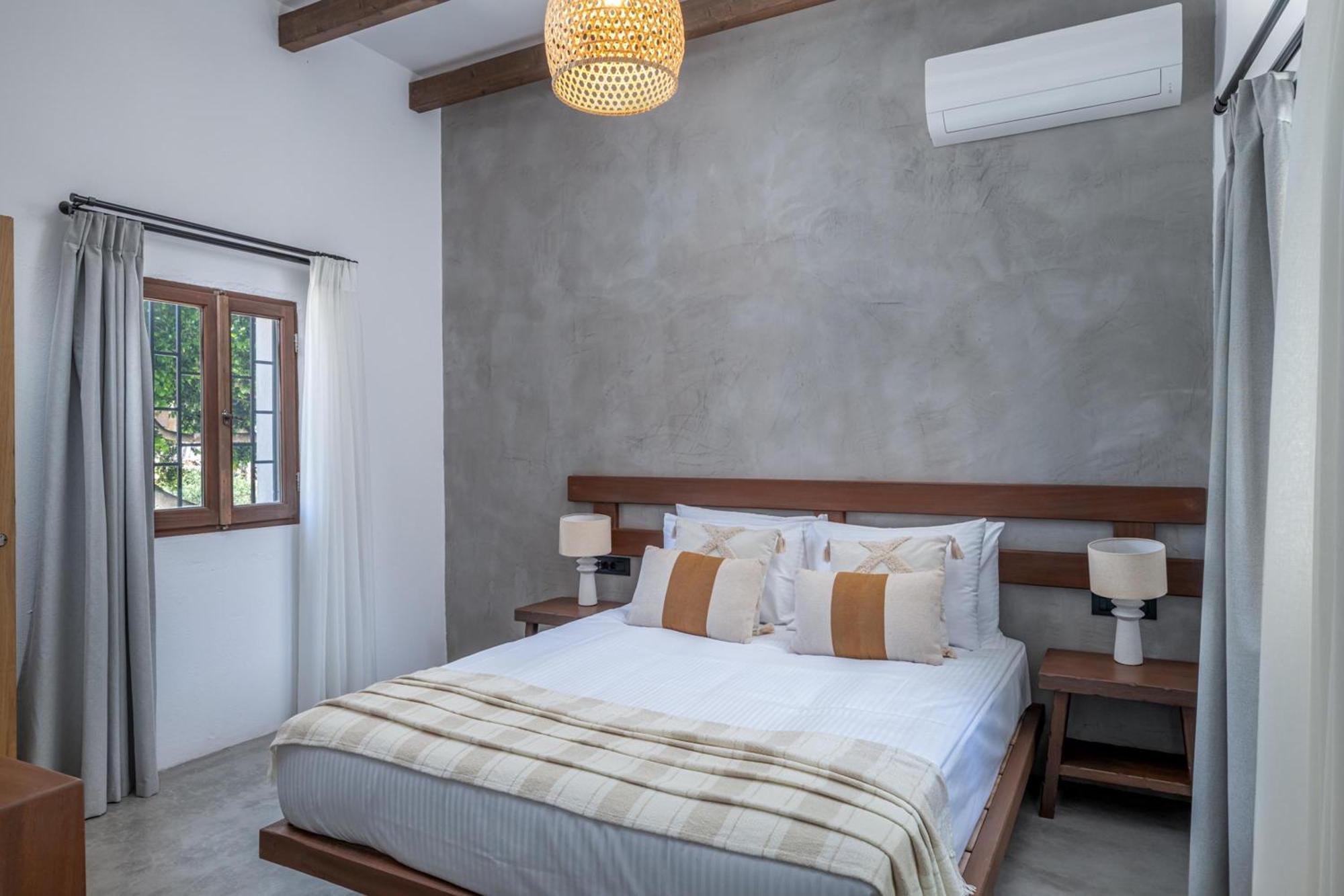Elia Suites - Old Town Rhodes City ภายนอก รูปภาพ