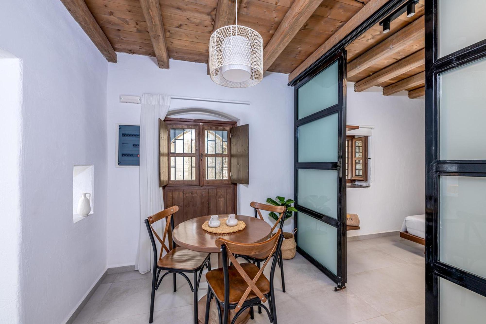 Elia Suites - Old Town Rhodes City ภายนอก รูปภาพ